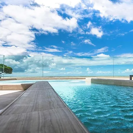 La Grande Terrasse & La Rochelle - Mgallery Collection ホテル シャトライヨン・プラージュ