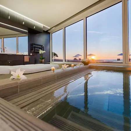 Отель La Grande Terrasse & La Rochelle - Mgallery Collection Шатлайон-Плаж