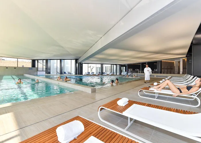 La Grande Terrasse & La Rochelle - Mgallery Collection Шатлайон-Плаж