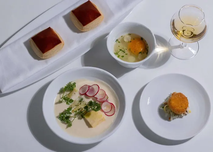 Отель La Grande Terrasse & La Rochelle - Mgallery Collection Шатлайон-Плаж