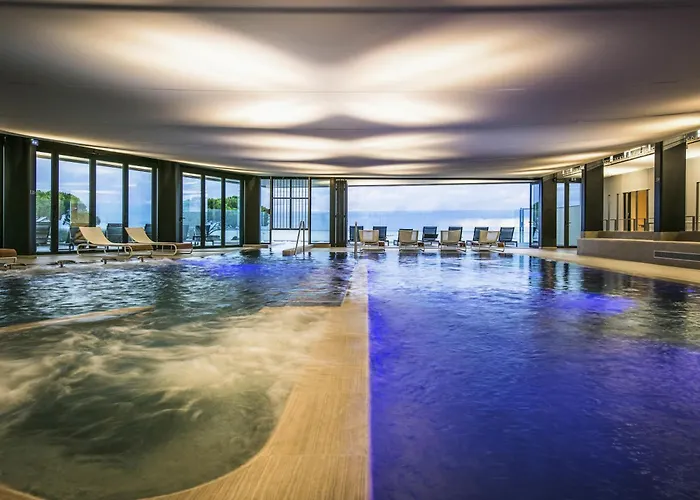 Отель La Grande Terrasse & La Rochelle - Mgallery Collection Шатлайон-Плаж