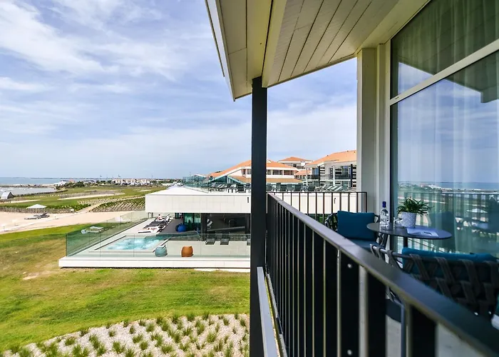 La Grande Terrasse & La Rochelle - Mgallery Collection Отель Шатлайон-Плаж